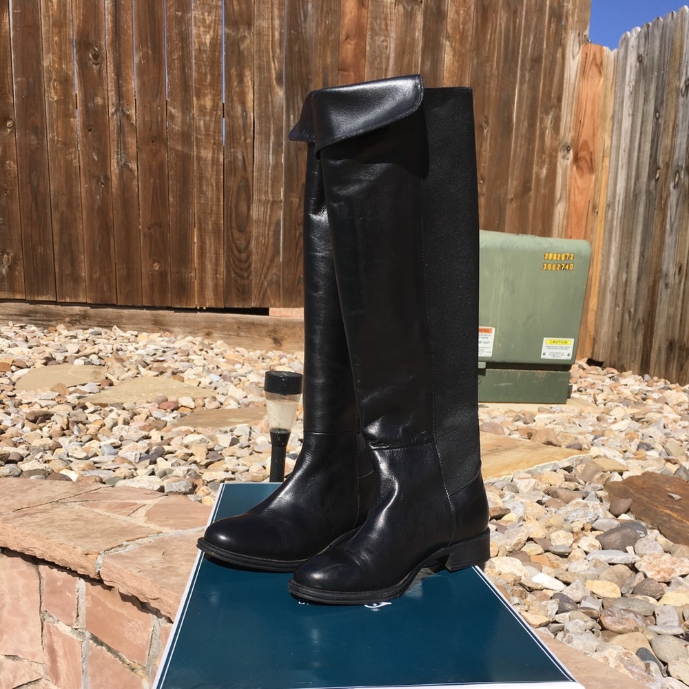 🥂🌹NIB Over the knee black boots!🥂🌹